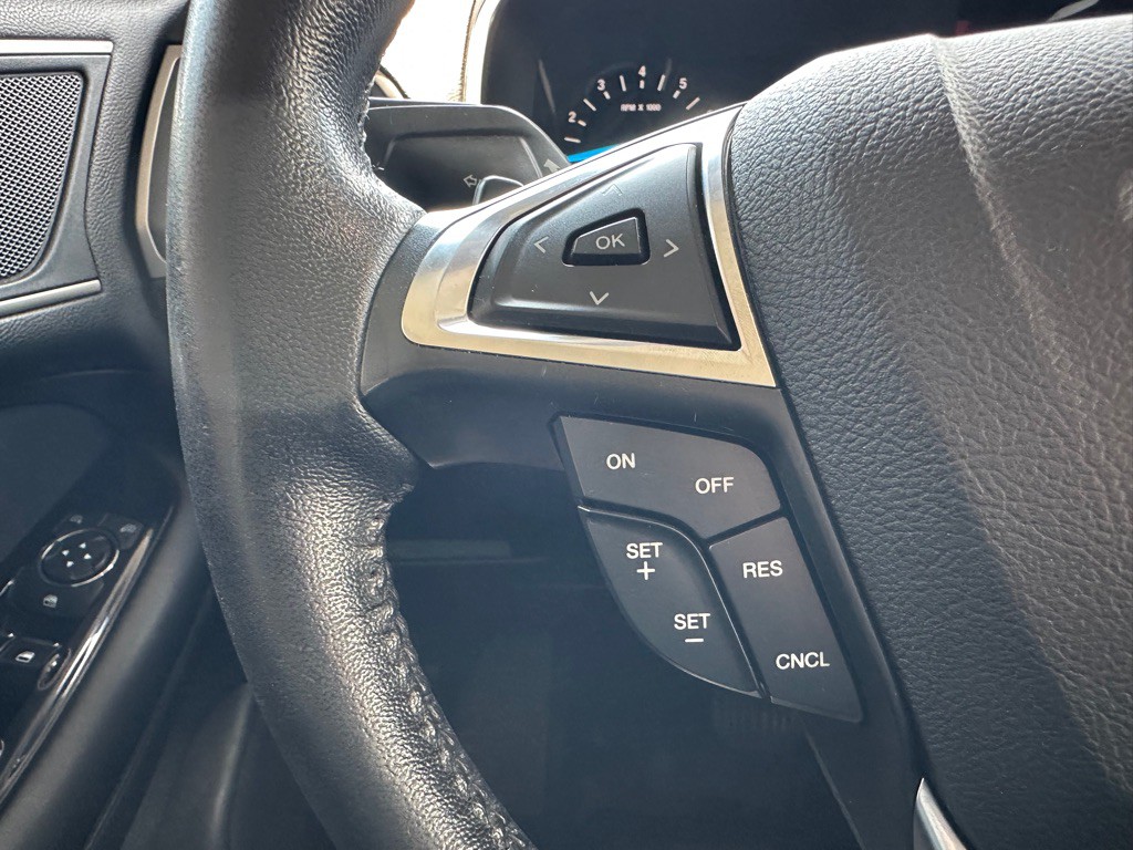 2018 Ford Edge Image 20