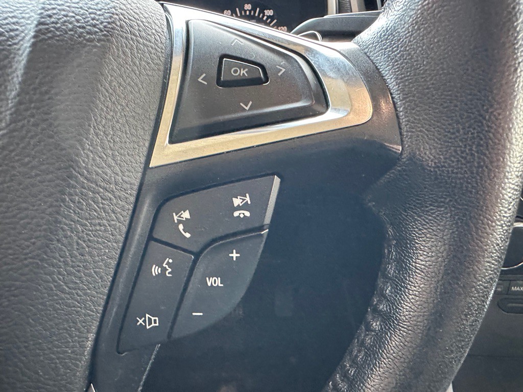 2018 Ford Edge Image 21