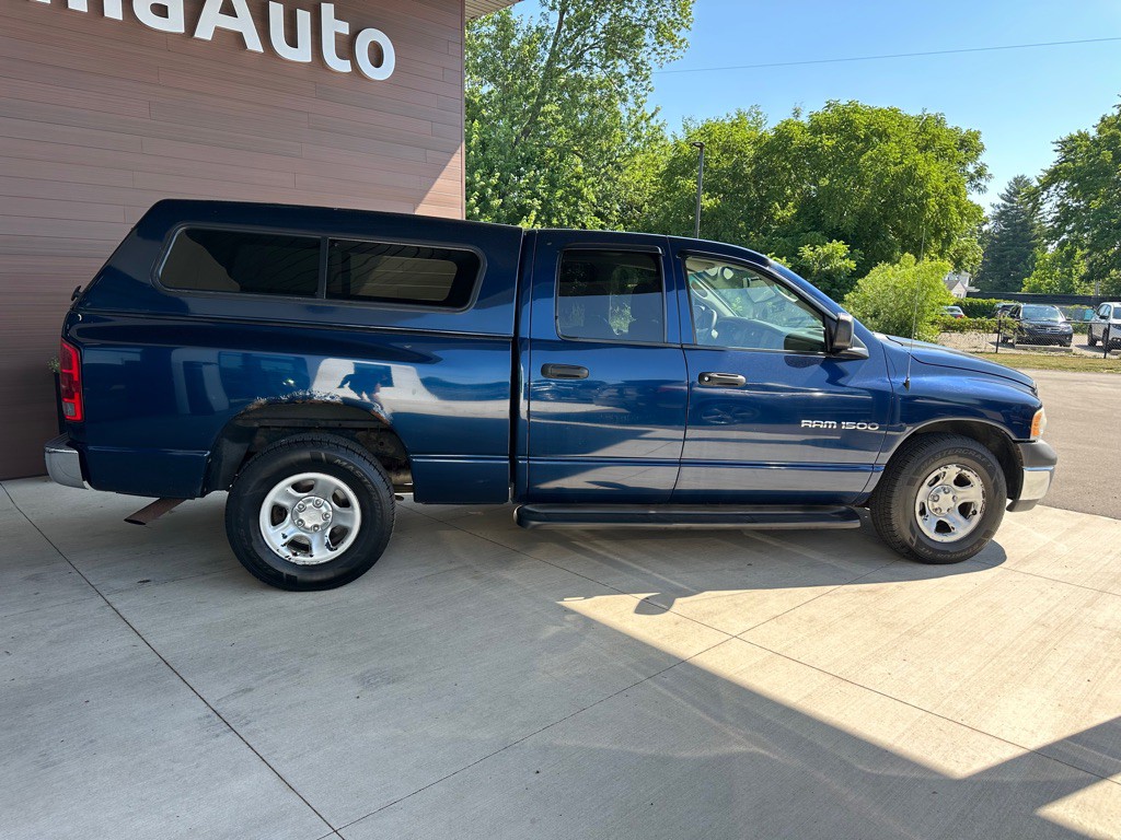 2002 Dodge Ram 1500 Image 8
