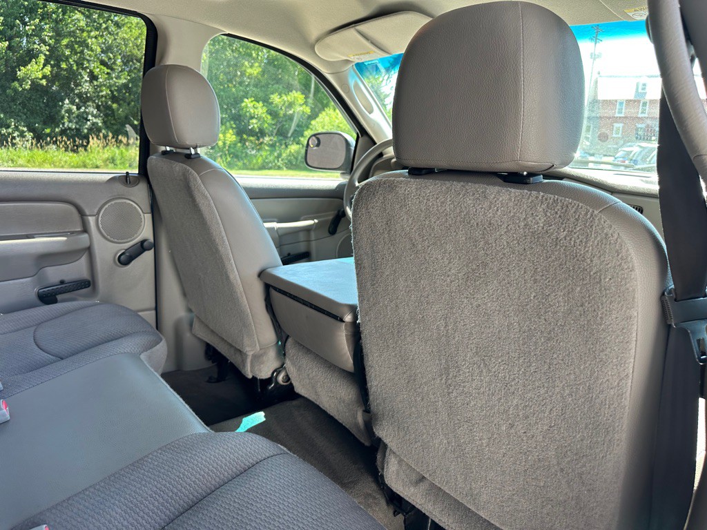2002 Dodge Ram 1500 Image 13