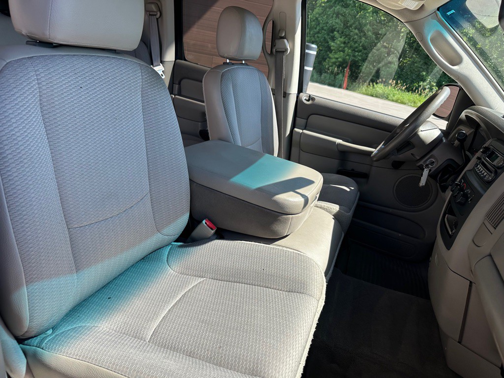 2002 Dodge Ram 1500 Image 16