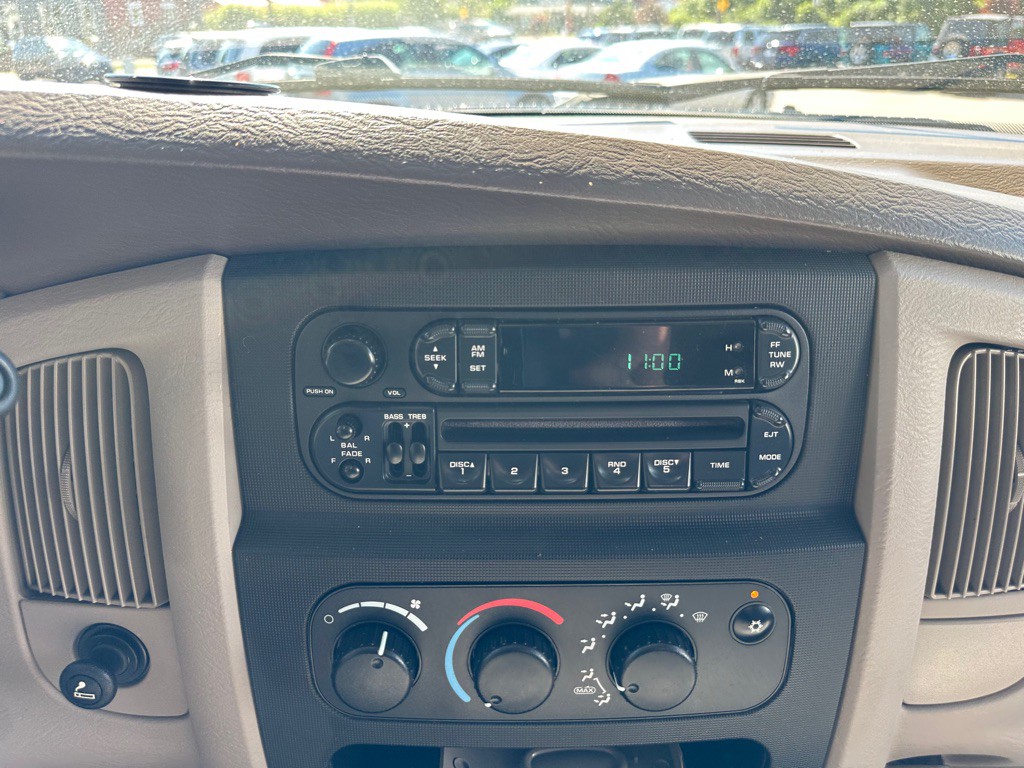 2002 Dodge Ram 1500 Image 21