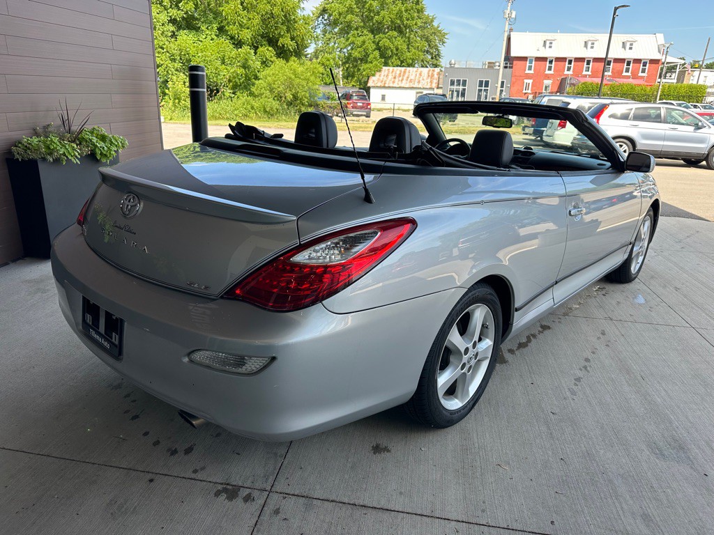 2007 Toyota Camry Image 7