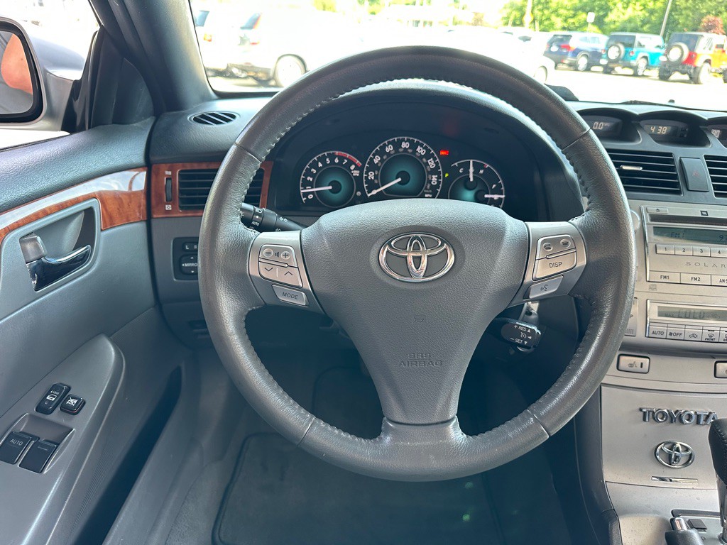 2007 Toyota Camry Image 18