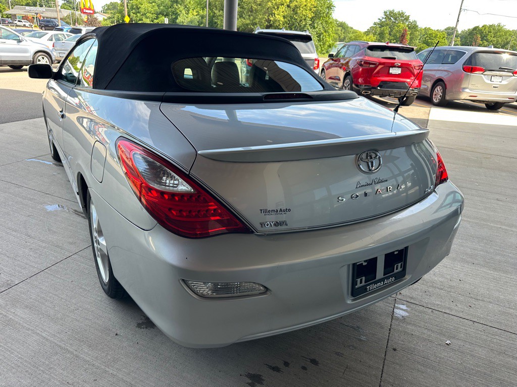 2007 Toyota Camry Image 27