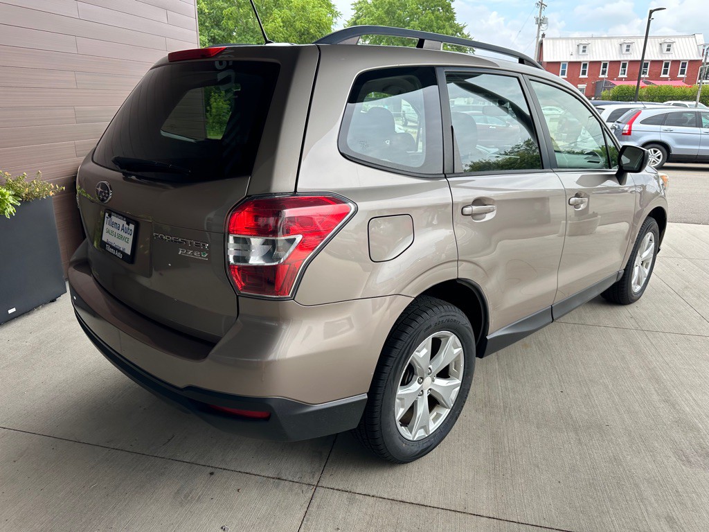 2015 Subaru Forester Image 7