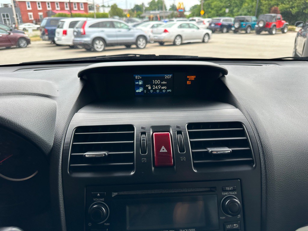 2015 Subaru Forester Image 24