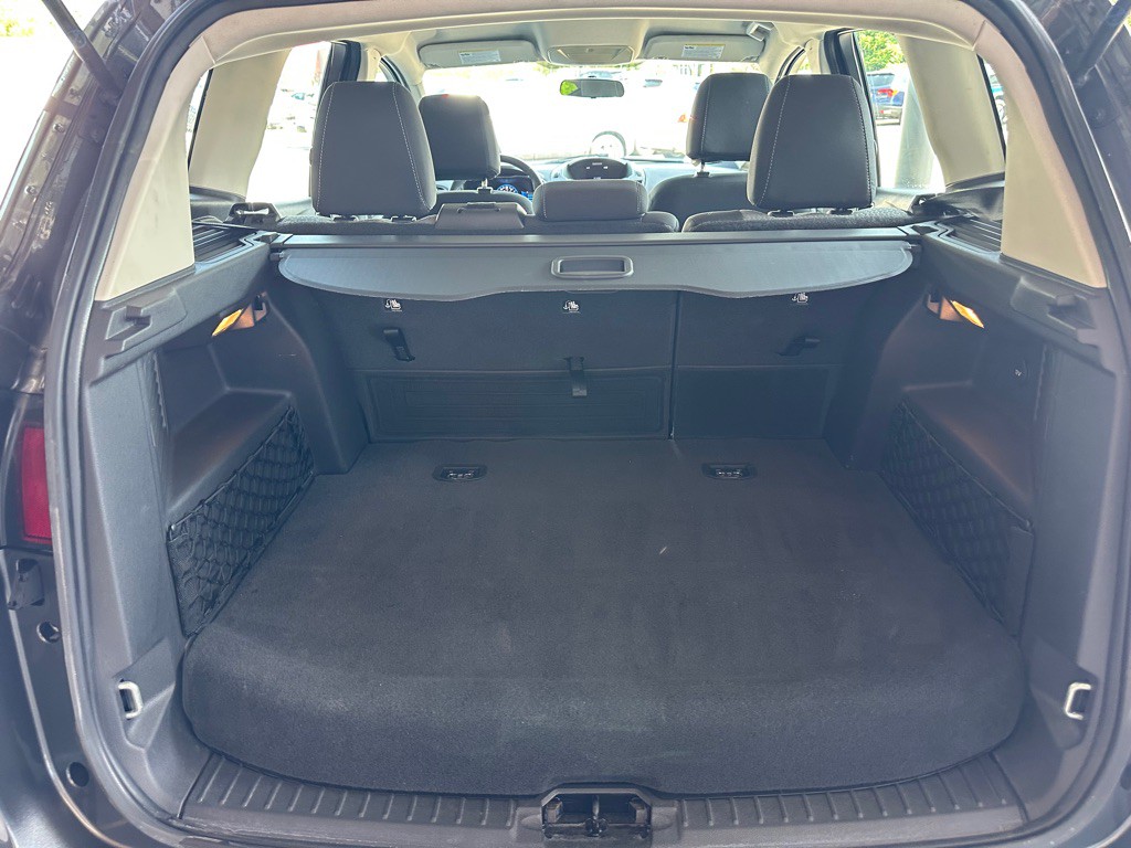 2017 Ford C-Max Image 13