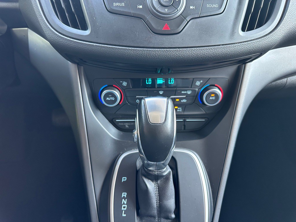 2017 Ford C-Max Image 25