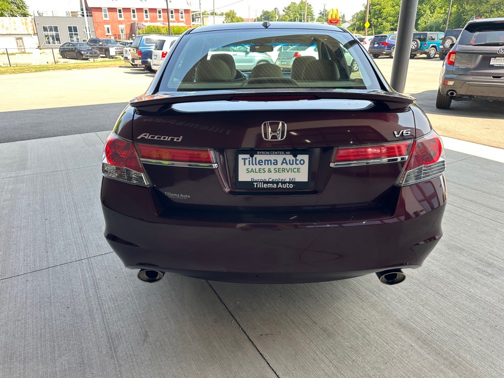 2011 Honda Accord Image 6