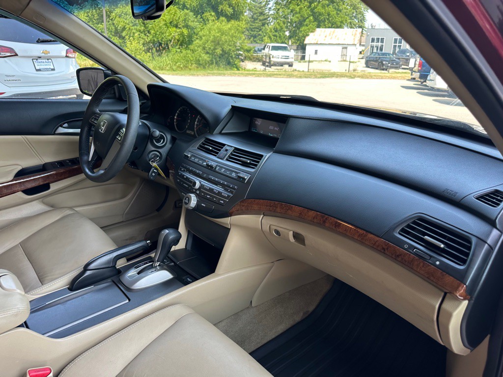 2011 Honda Accord Image 15