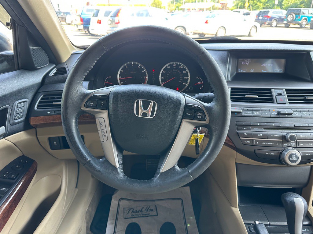 2011 Honda Accord Image 18