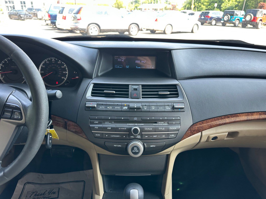 2011 Honda Accord Image 22