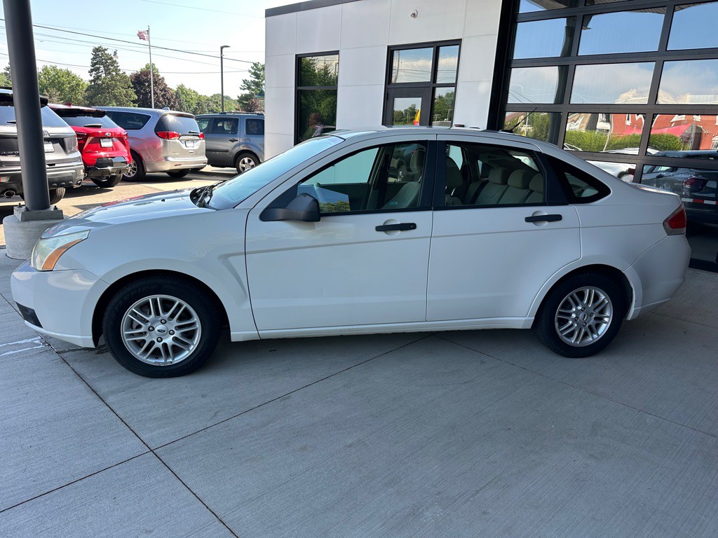 2009 Ford Focus Image 4