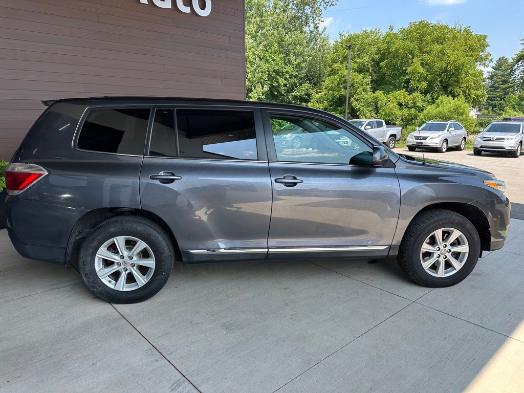 2012 Toyota Highlander Image 8