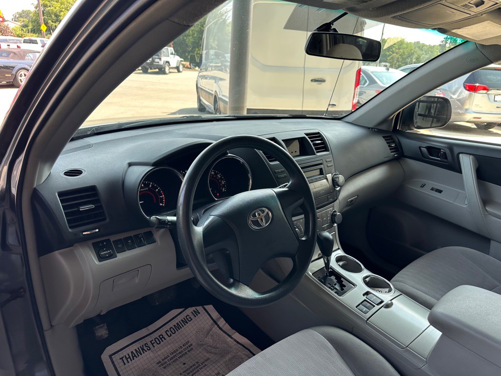 2012 Toyota Highlander Image 9