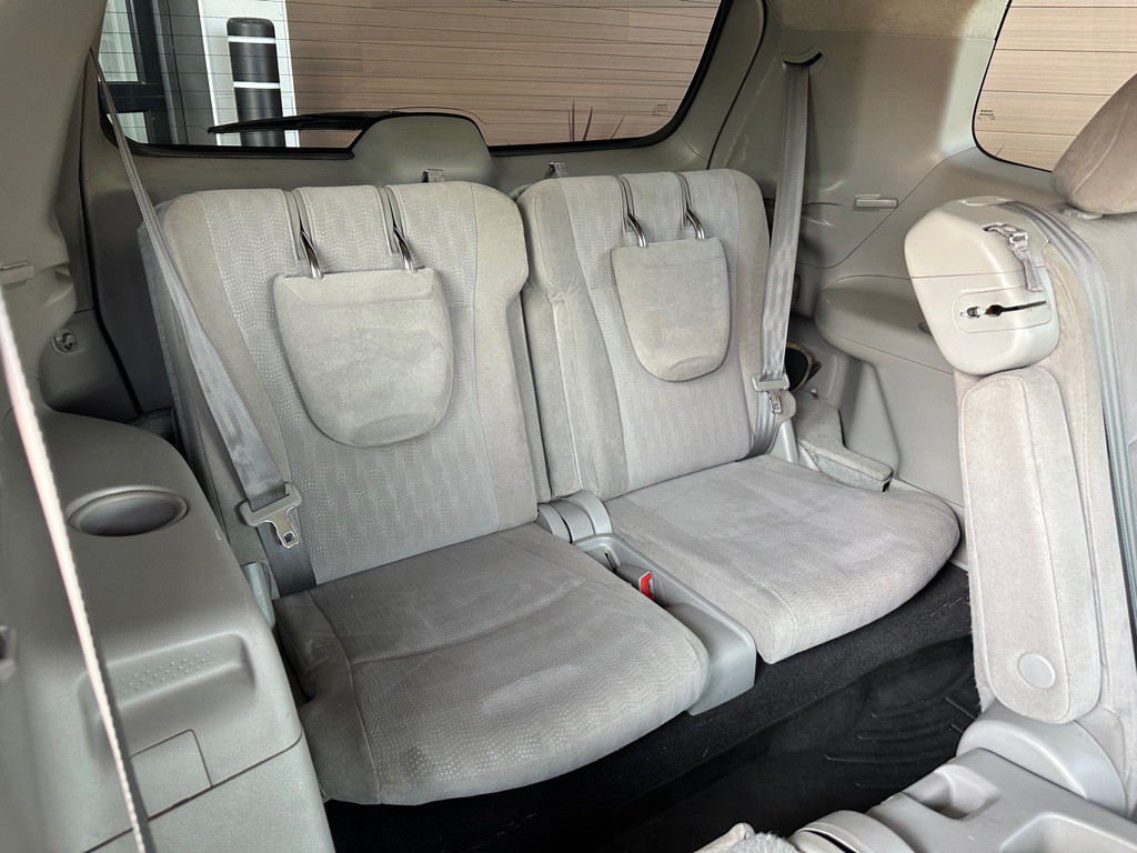 2012 Toyota Highlander Image 17
