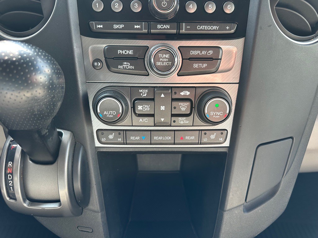 2012 Honda Pilot Image 28
