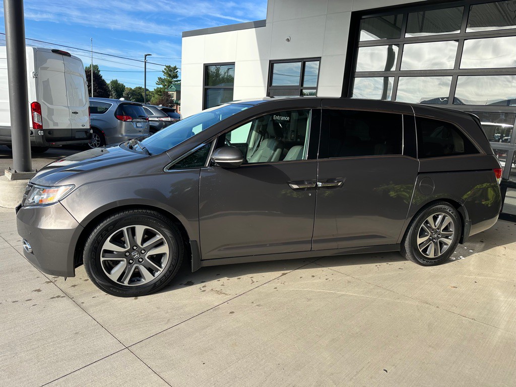 2016 Honda Odyssey Image 4