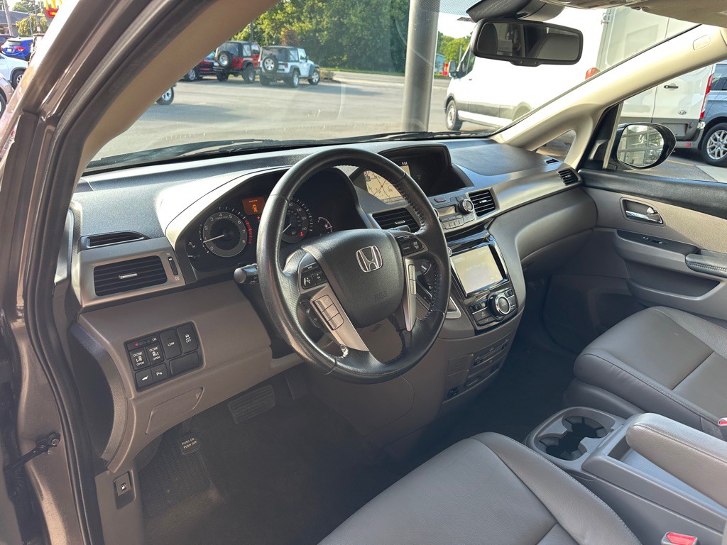 2016 Honda Odyssey Image 9