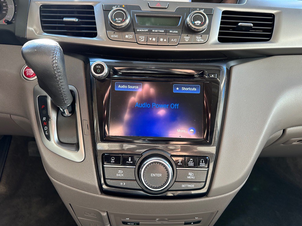2016 Honda Odyssey Image 27