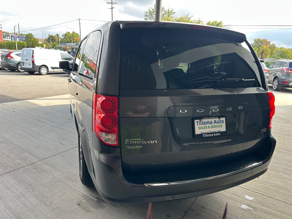 2016 Dodge Grand Caravan Image 5