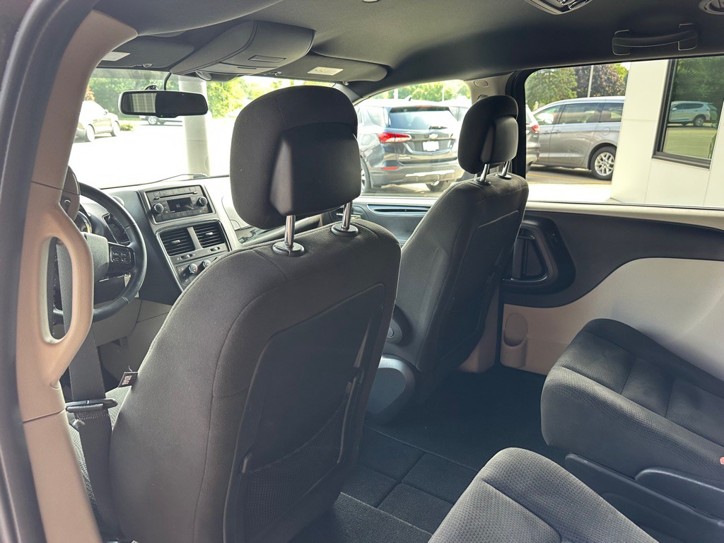 2016 Dodge Grand Caravan Image 11