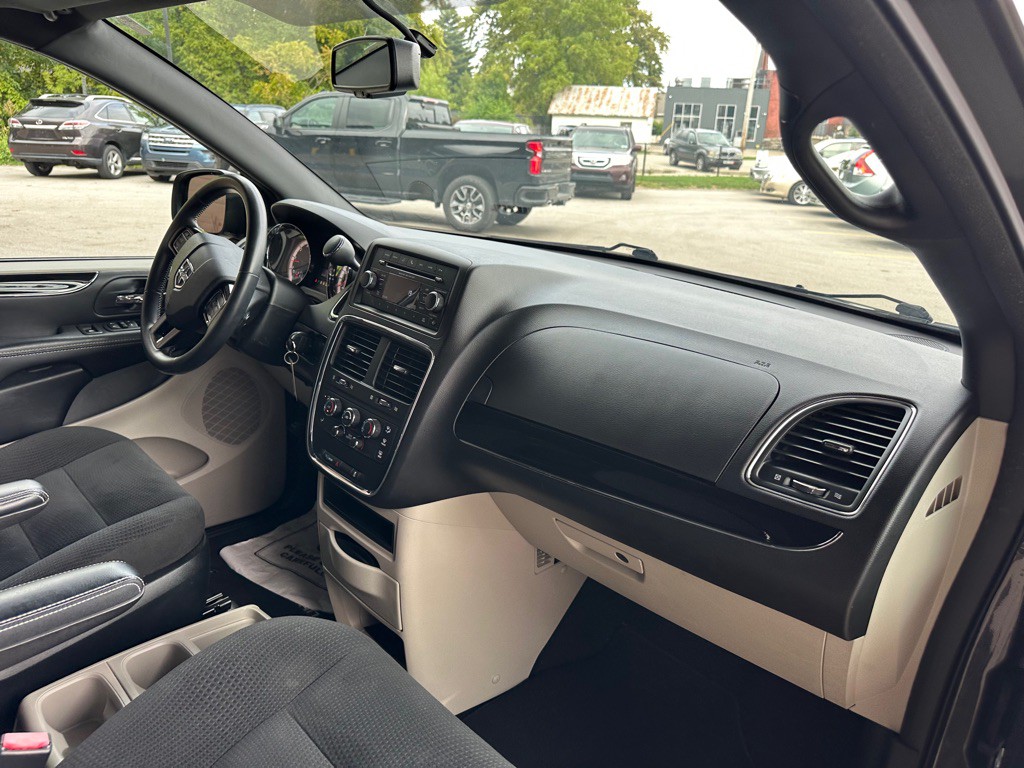 2016 Dodge Grand Caravan Image 18