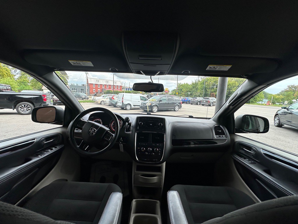 2016 Dodge Grand Caravan Image 20