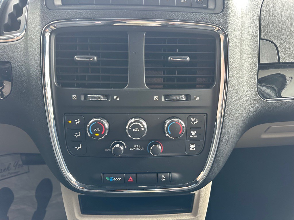 2016 Dodge Grand Caravan Image 27