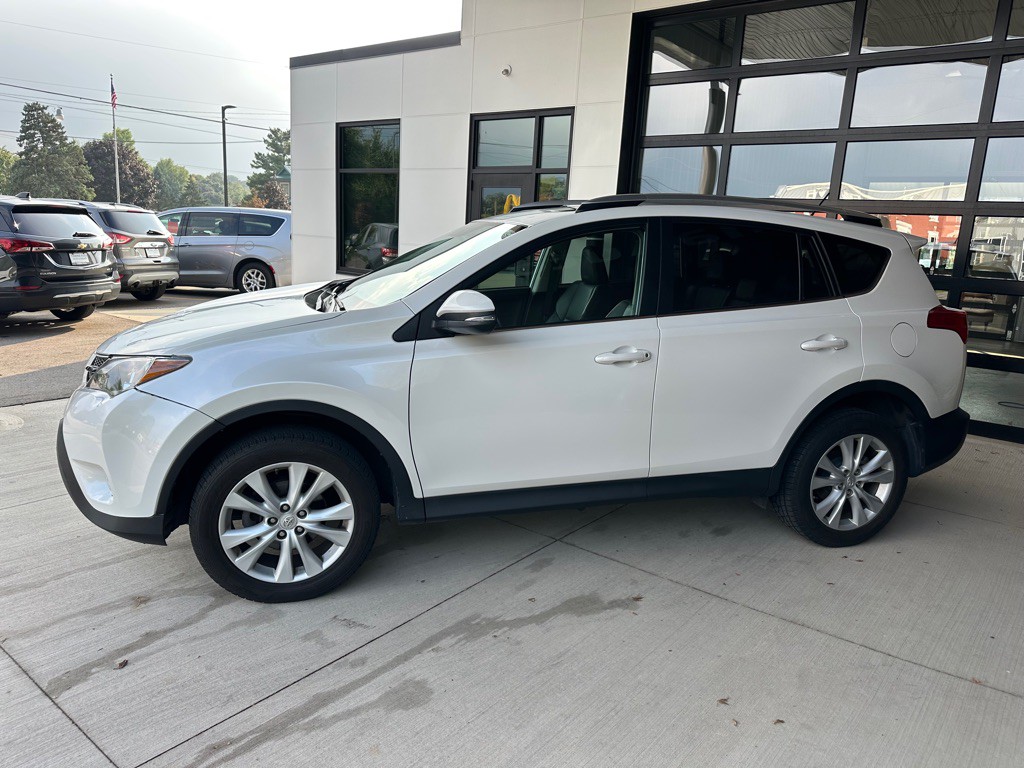 2013 Toyota Rav4 Image 4