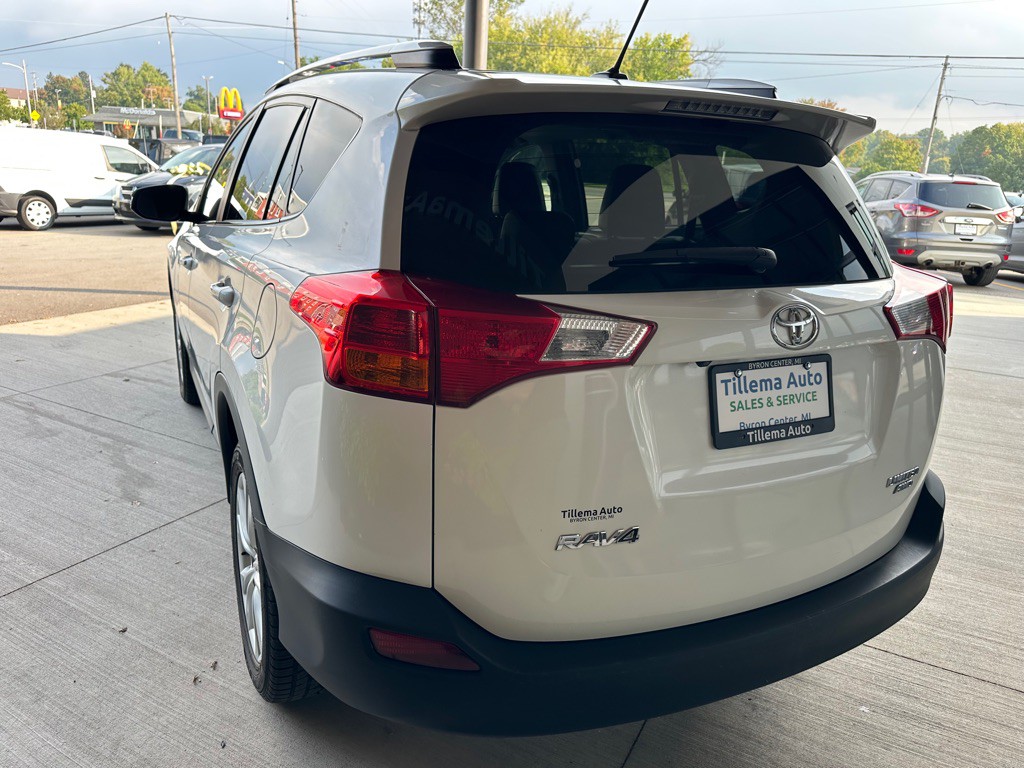2013 Toyota Rav4 Image 5