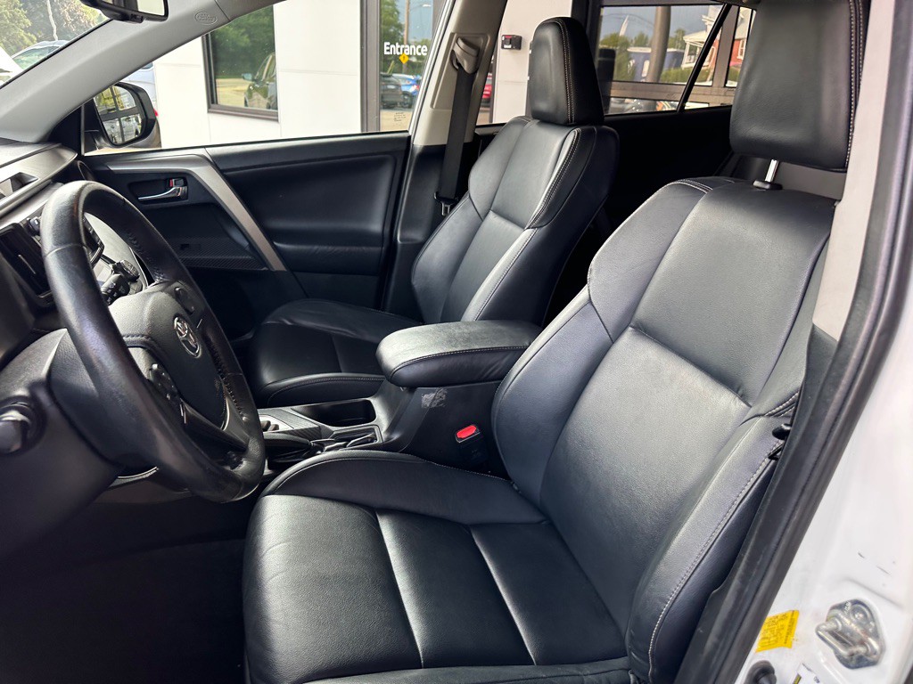 2013 Toyota Rav4 Image 10
