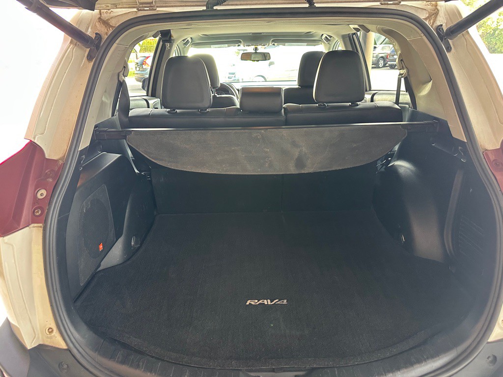 2013 Toyota Rav4 Image 13