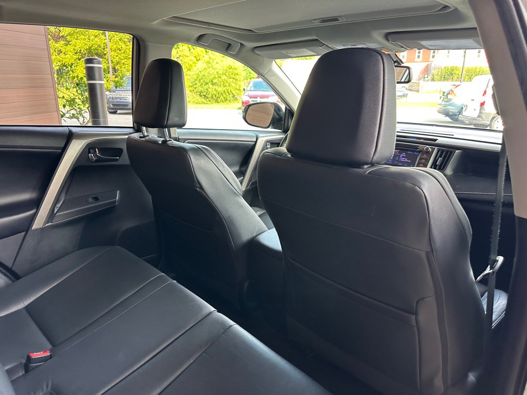 2013 Toyota Rav4 Image 14