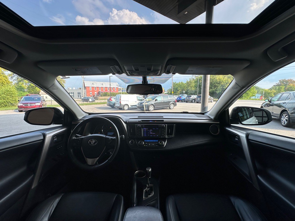 2013 Toyota Rav4 Image 18