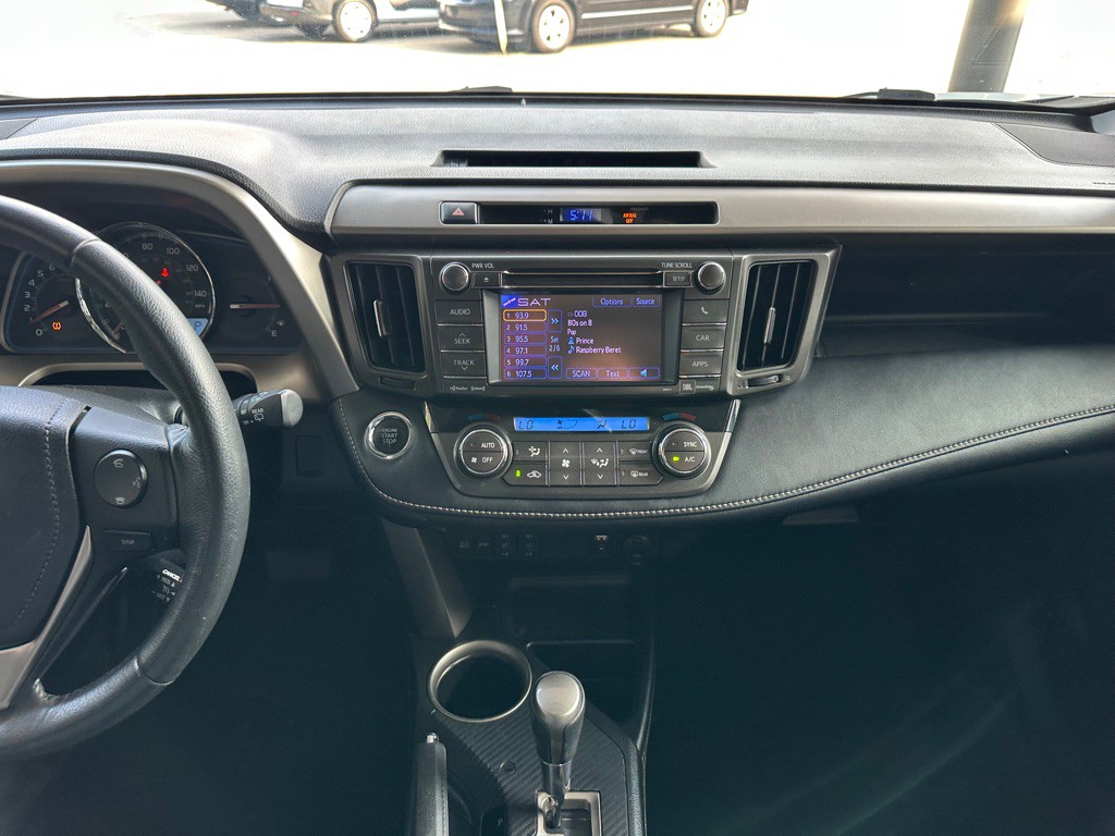 2013 Toyota Rav4 Image 23