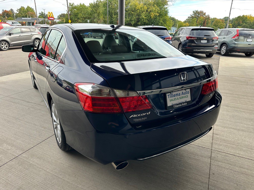 2015 Honda Accord Image 5