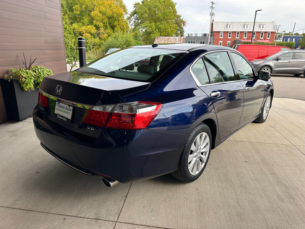 2015 Honda Accord Image 7