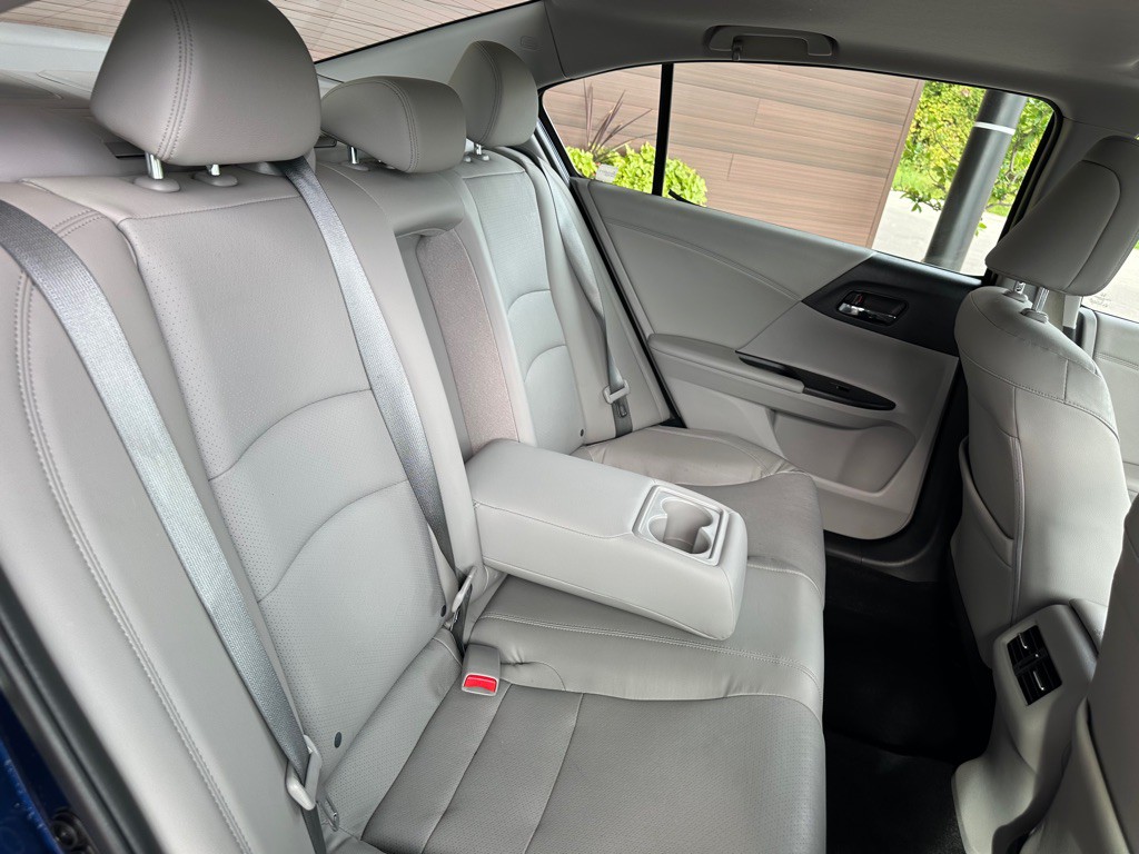 2015 Honda Accord Image 14