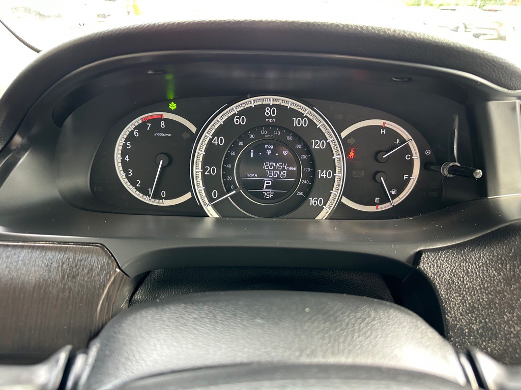 2015 Honda Accord Image 21