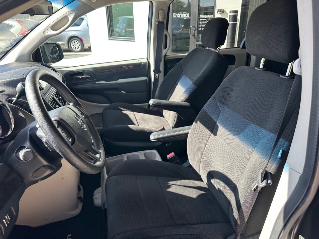 2013 Dodge Grand Caravan Image 10