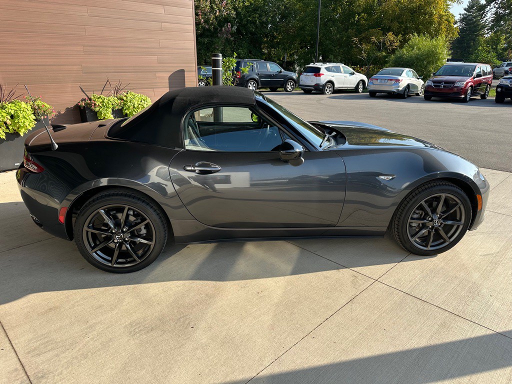 2016 Mazda MX-5 Miata Image 29