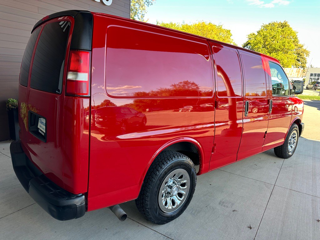 2014 Chevrolet Express Image 7