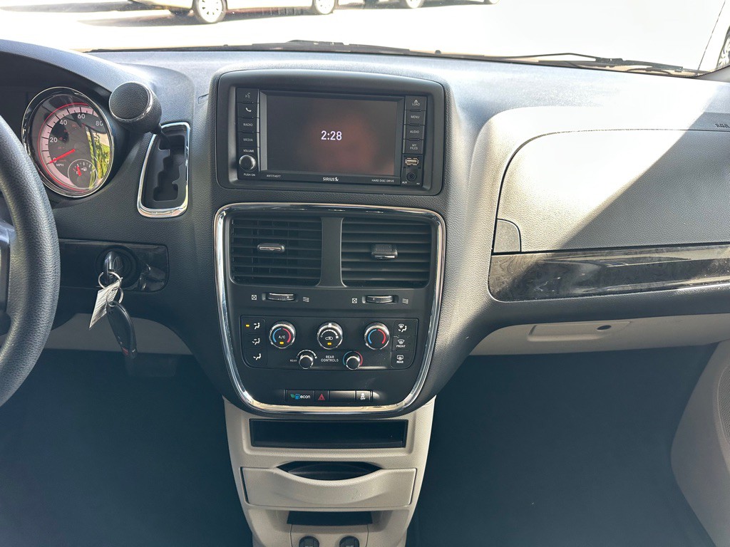 2018 Dodge Grand Caravan Image 25