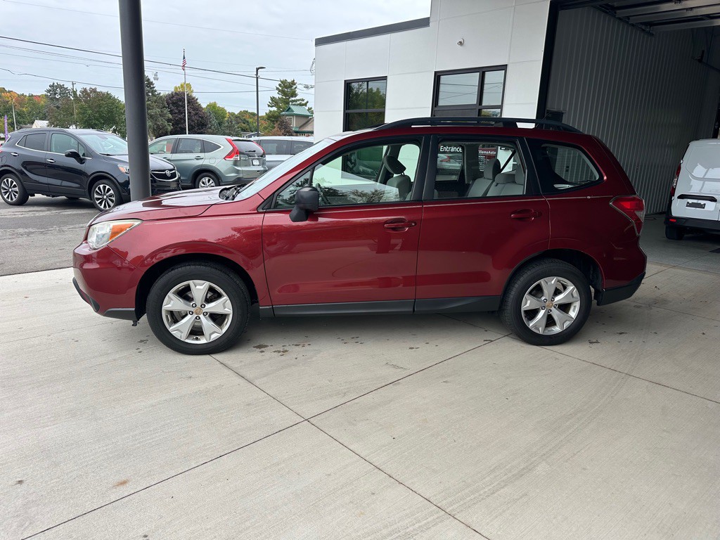 2015 Subaru Forester Image 4