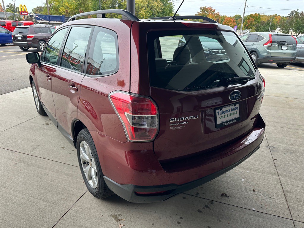 2015 Subaru Forester Image 5