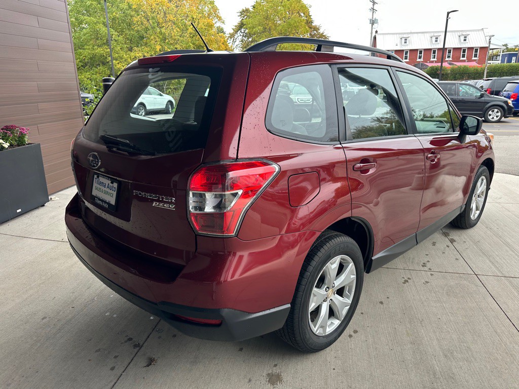 2015 Subaru Forester Image 7