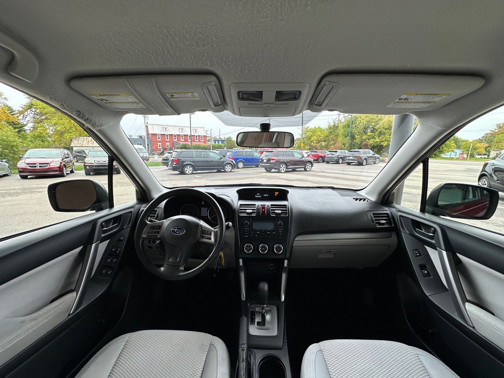 2015 Subaru Forester Image 18