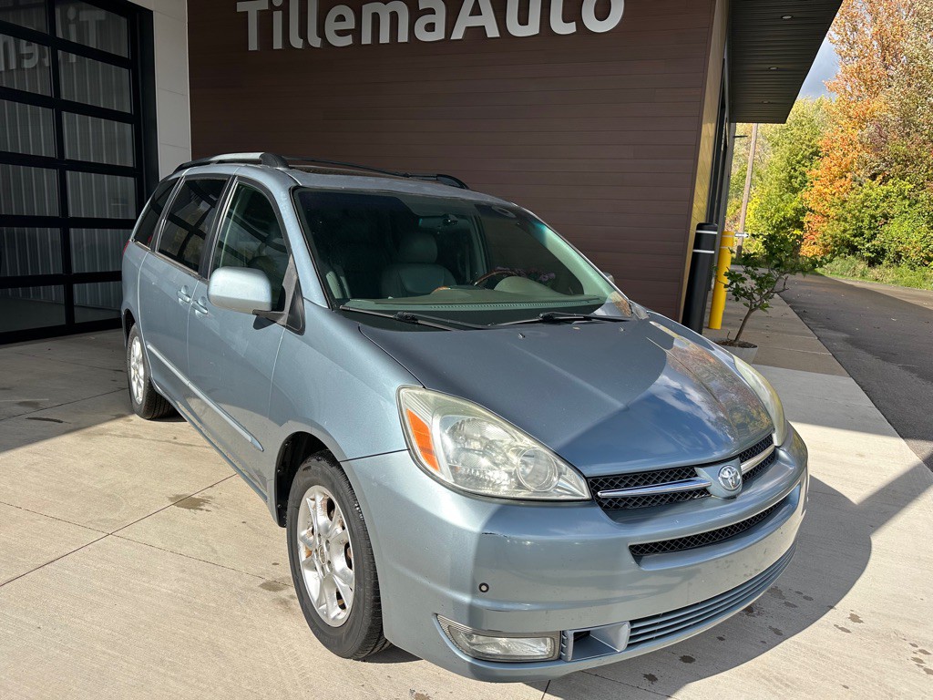 2005 Toyota Sienna Image 1